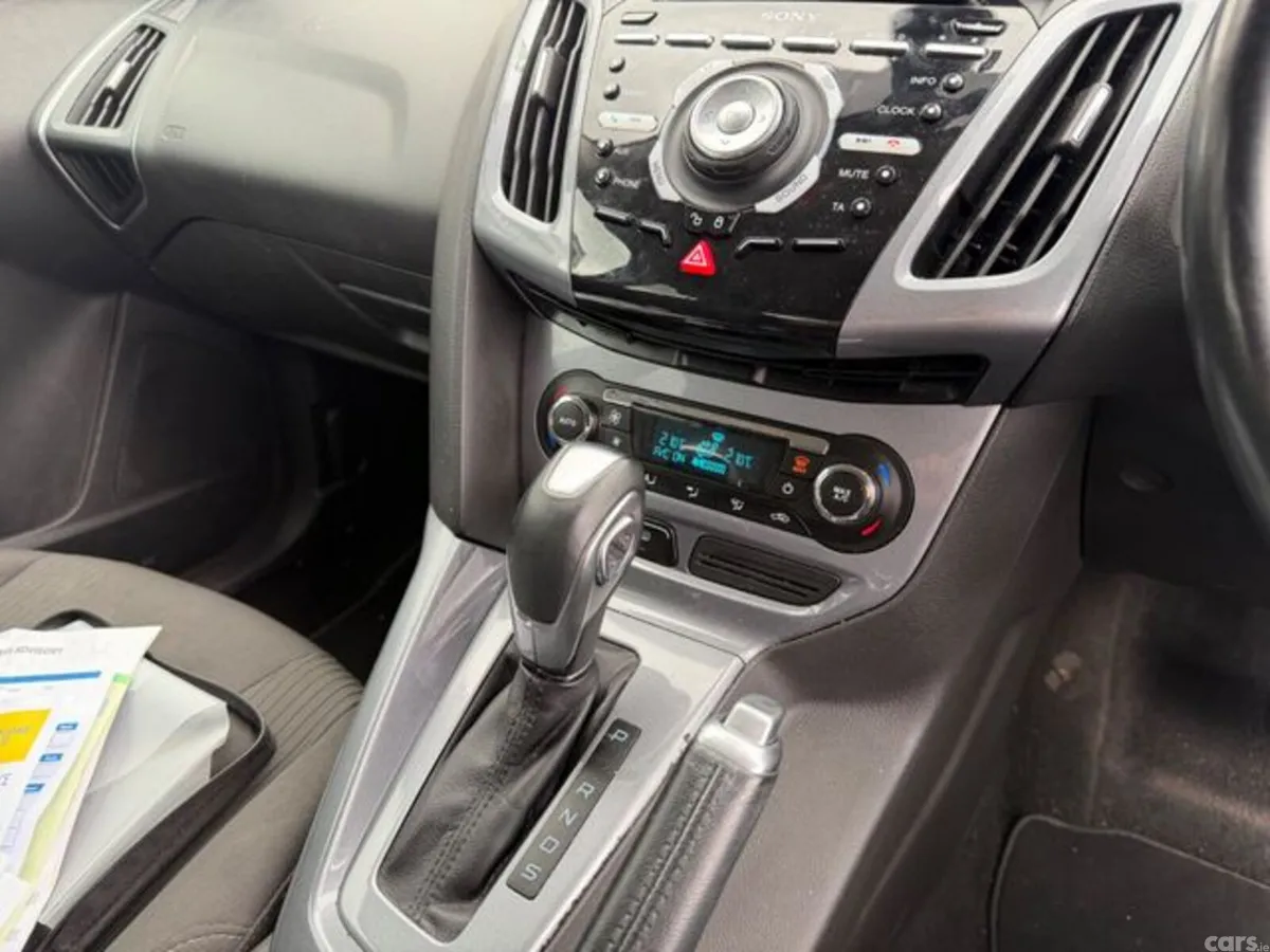 Ford Focus Hatchback, Diesel, 2013, Grey