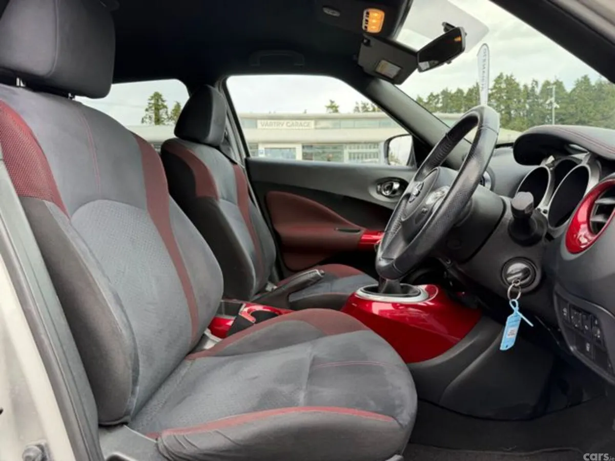 Nissan Juke MPV, Petrol, 2015, Silver