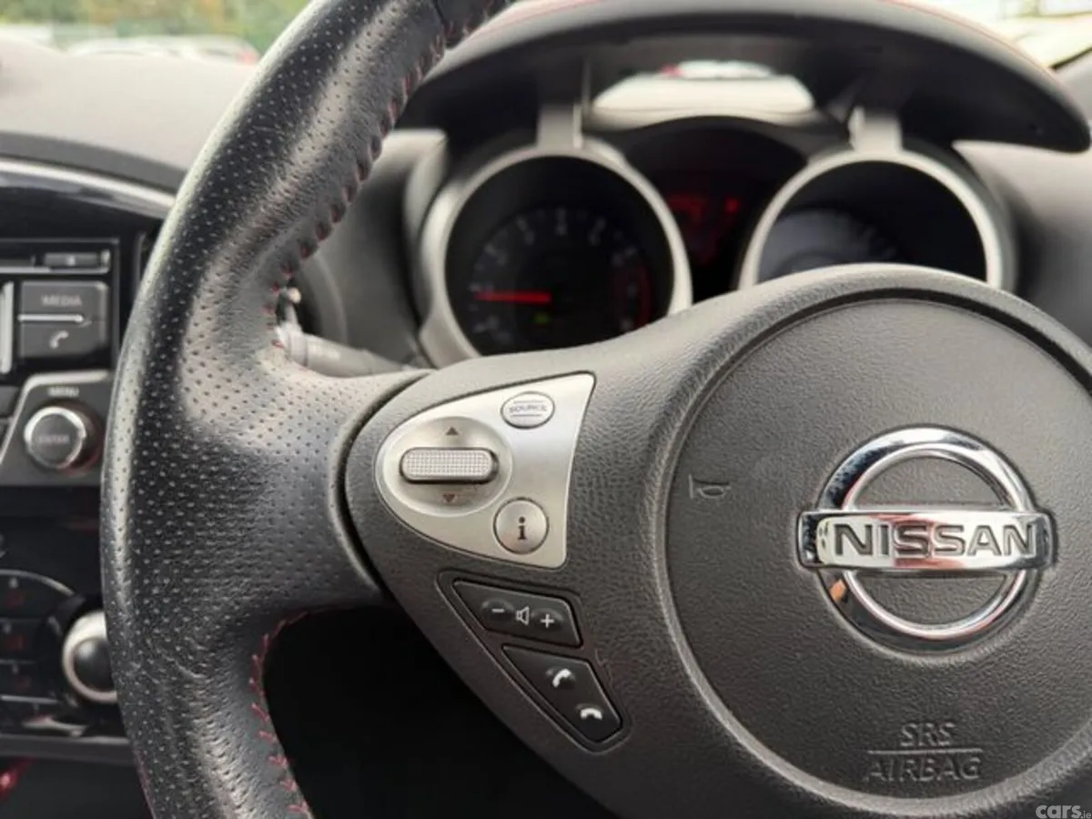 Nissan Juke MPV, Petrol, 2015, Silver
