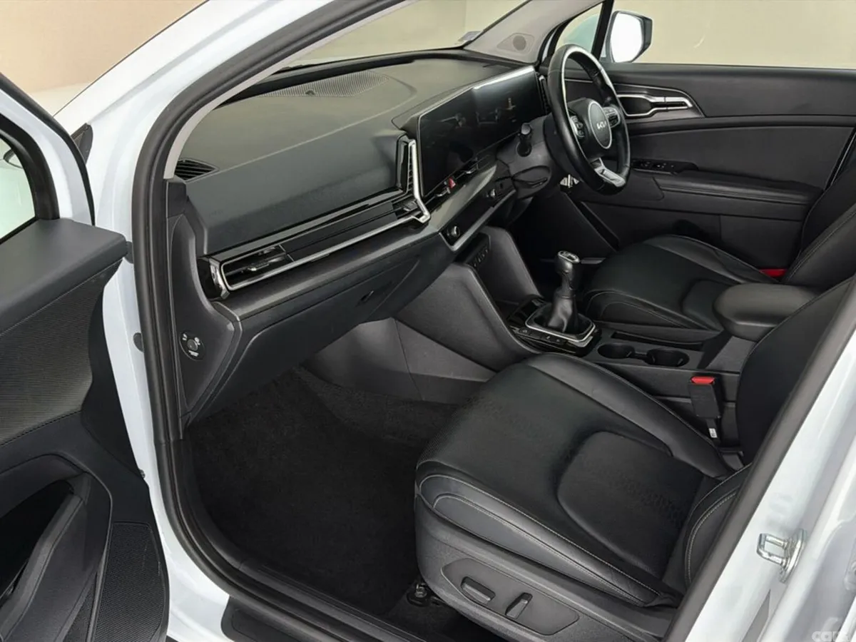 Kia Sportage SUV, Diesel, 2024, White