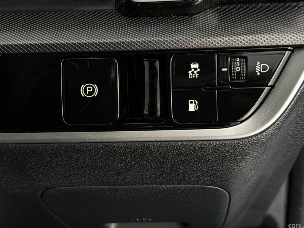 Kia Sportage SUV, Petrol Plug-in Hybrid, 2022, Grey