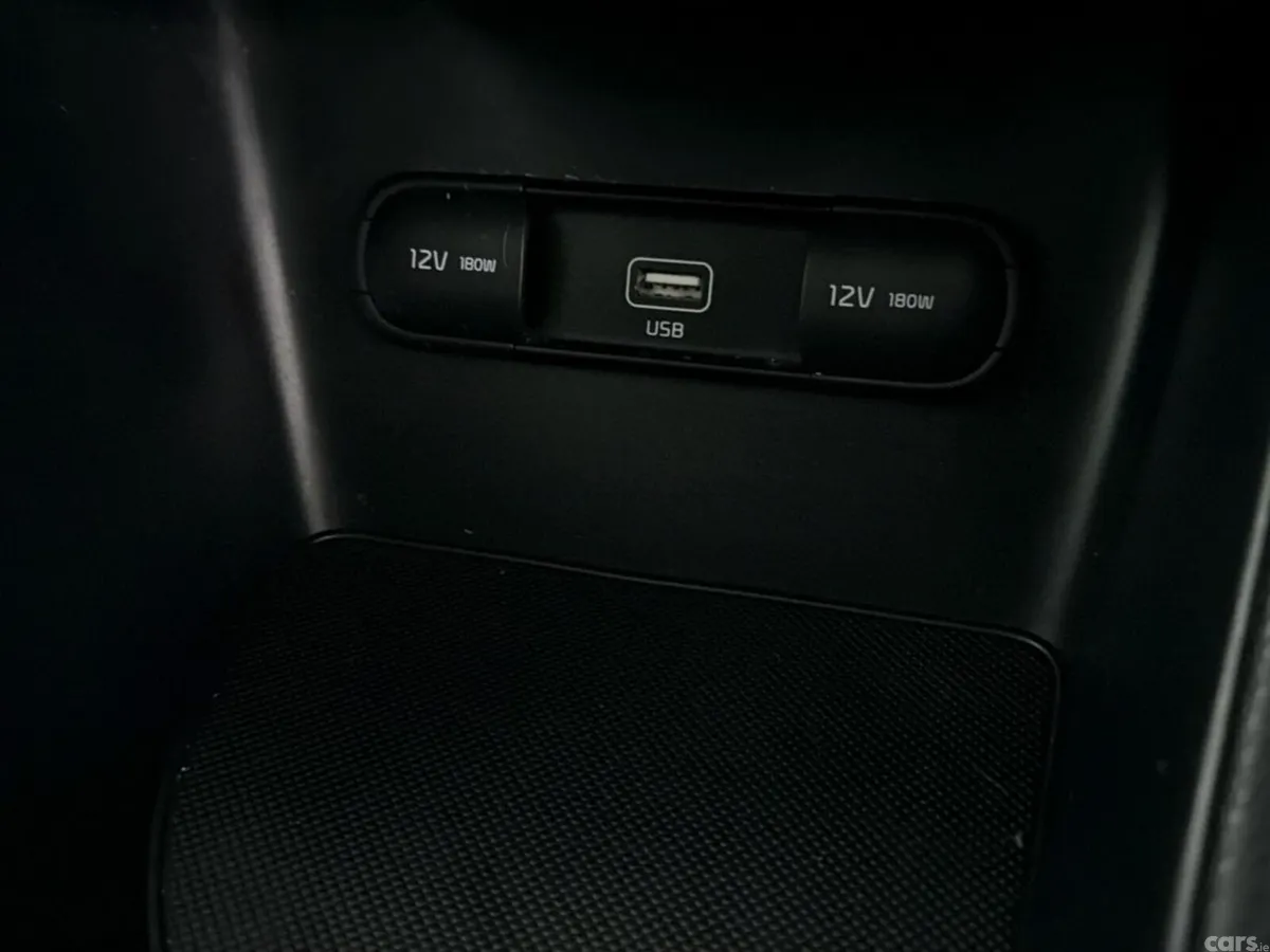 Kia Sportage SUV, Diesel Hybrid, 2022, Black