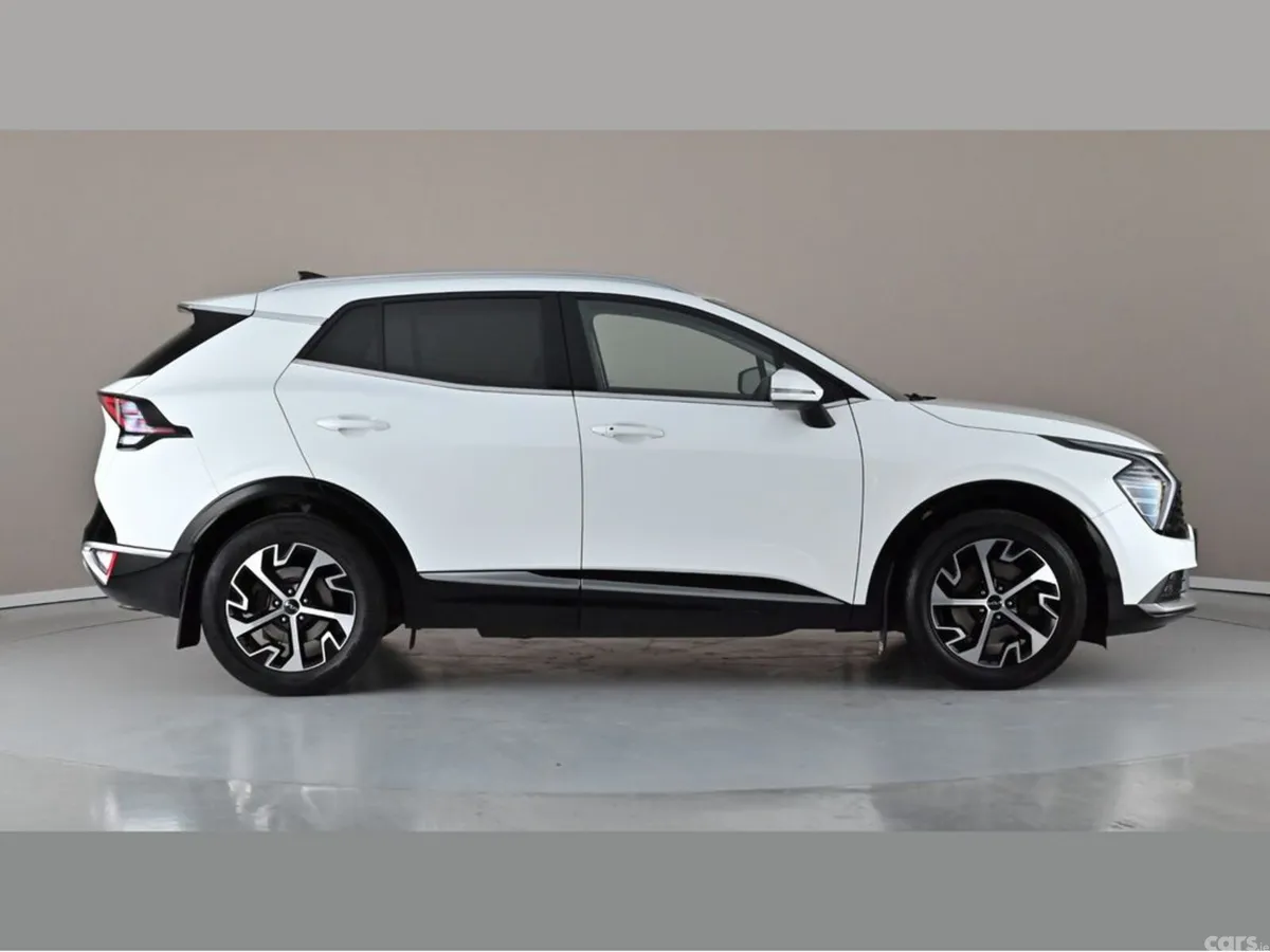Kia Sportage SUV, Diesel, 2023, White
