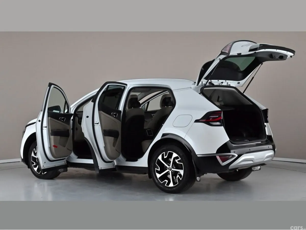 Kia Sportage SUV, Diesel, 2023, White