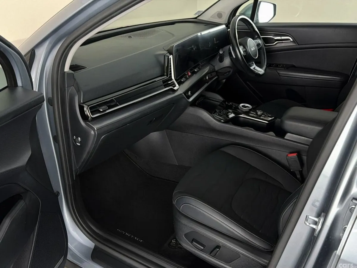 Kia Sportage SUV, Petrol Plug-in Hybrid, 2022, Grey