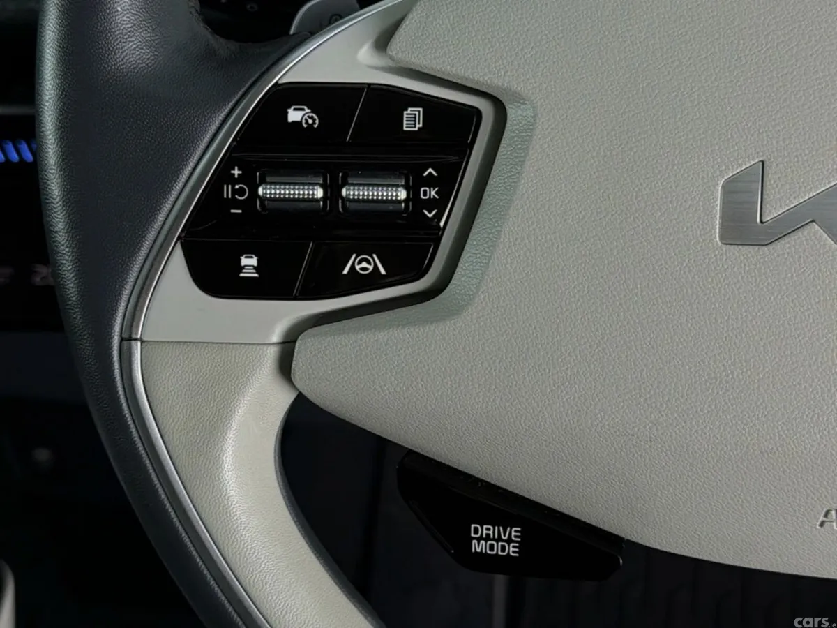 Kia EV6 MPV, Electric, 2023, Blue