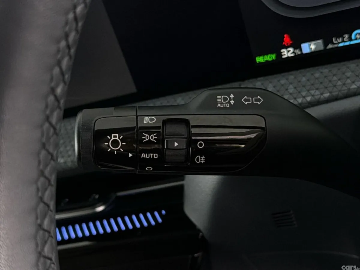 Kia EV6 MPV, Electric, 2023, Blue