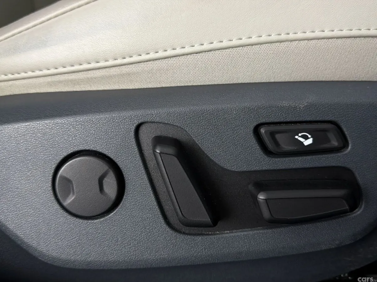 Kia EV6 MPV, Electric, 2023, Blue