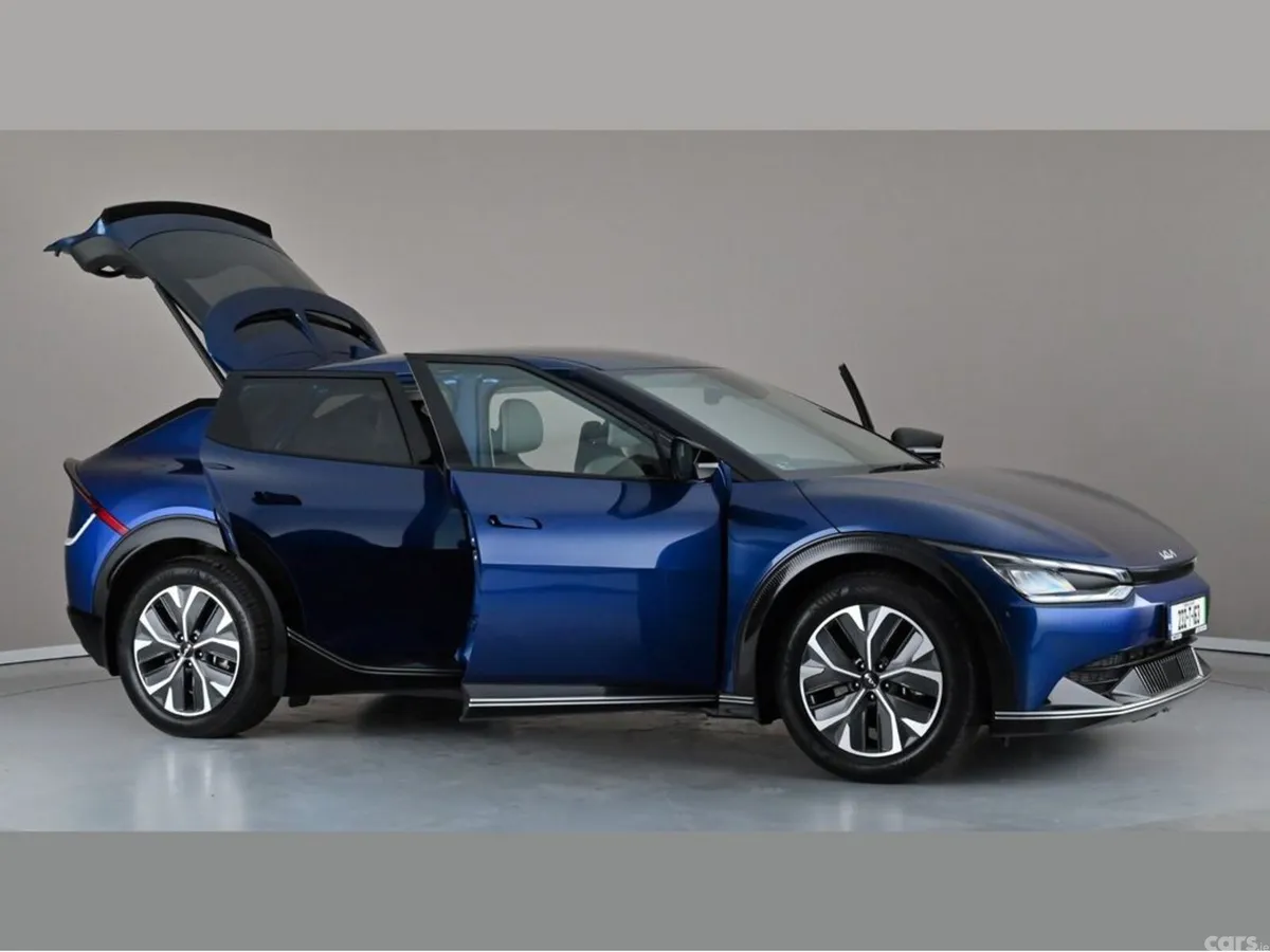 Kia EV6 MPV, Electric, 2023, Blue
