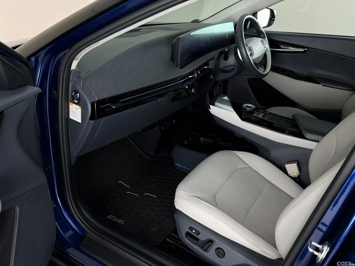 Kia EV6 MPV, Electric, 2023, Blue