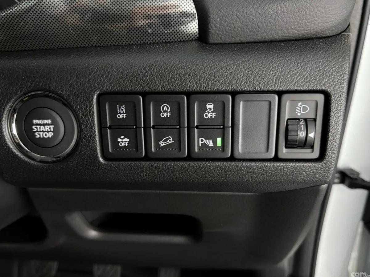 Suzuki Vitara SUV, Petrol Hybrid, 2026, White