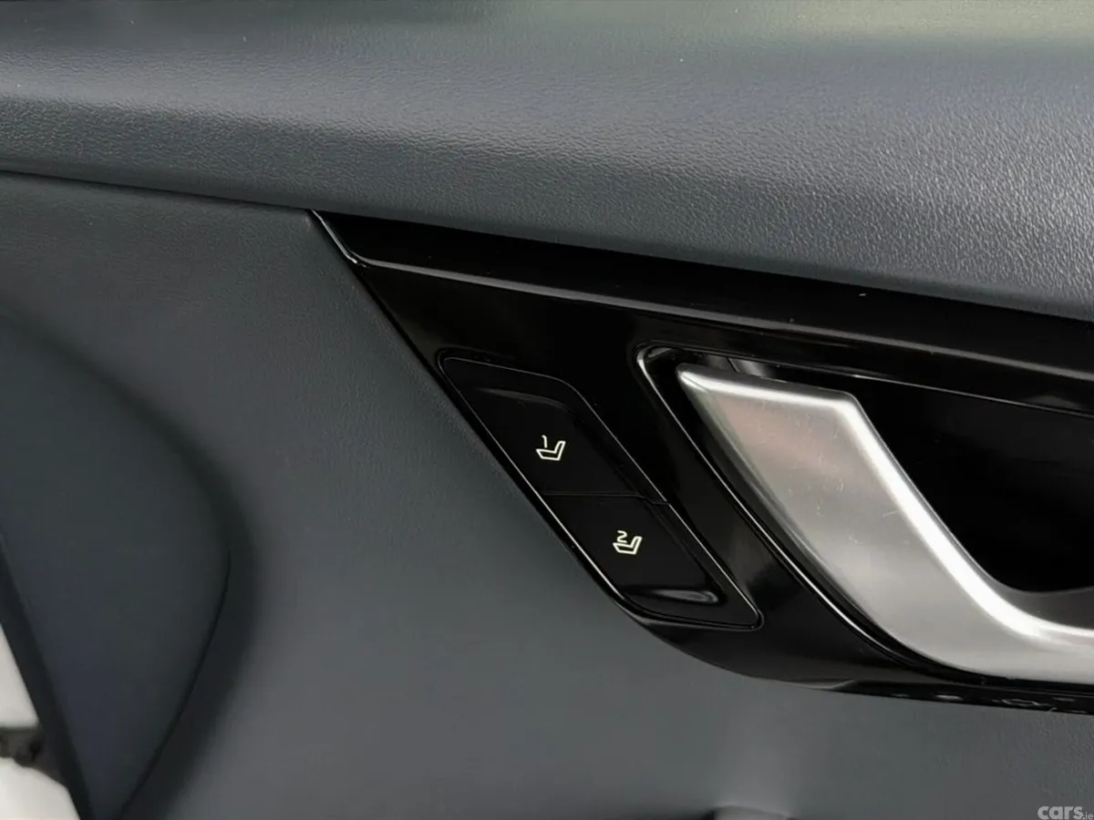 Kia EV6 MPV, Electric, 2022, White