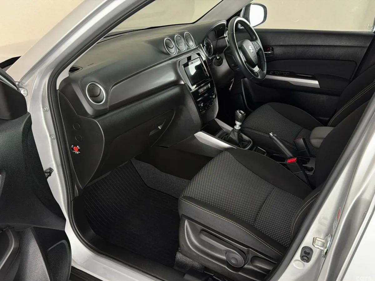 Suzuki Vitara SUV, Petrol, 2024, Grey