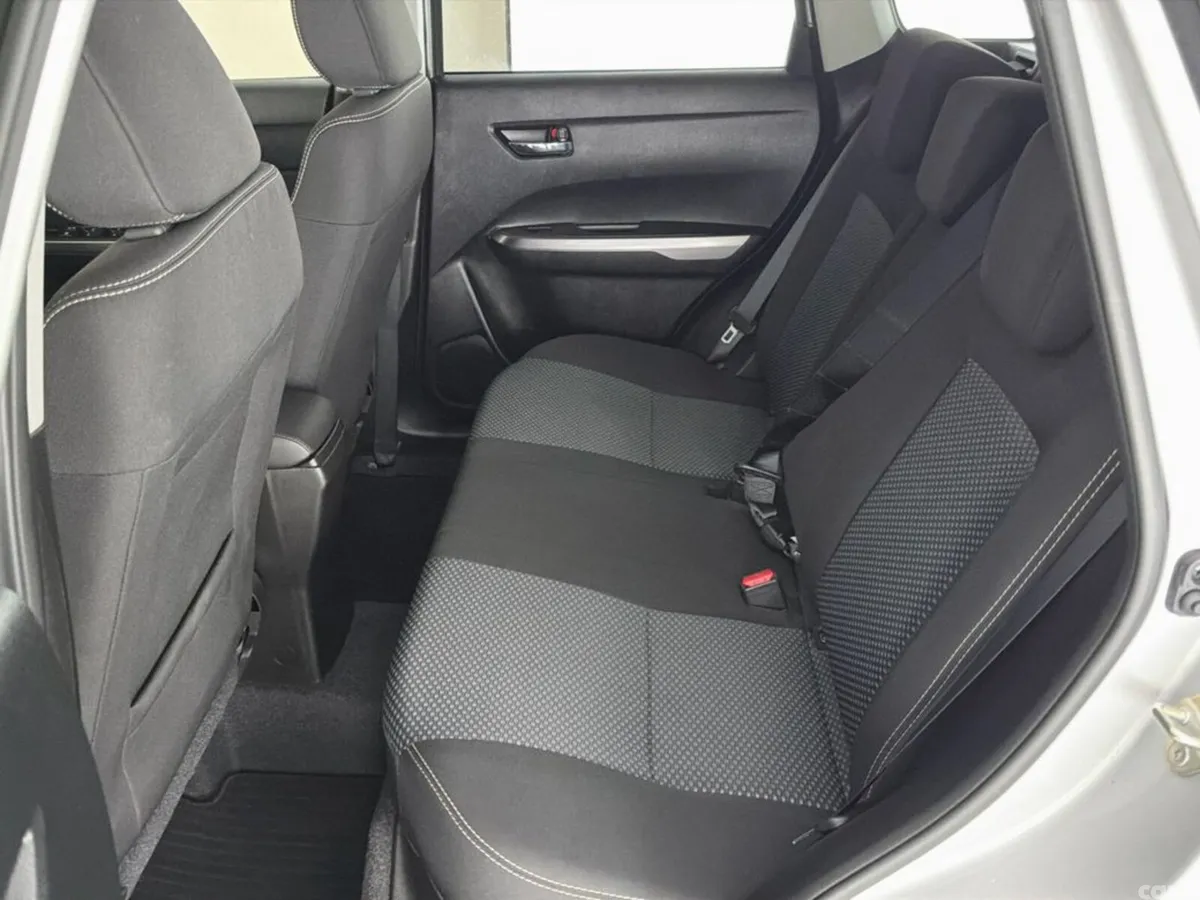 Suzuki Vitara SUV, Petrol, 2024, Grey