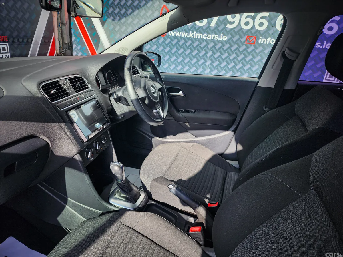 Volkswagen Polo Hatchback, Petrol, 2013, Black