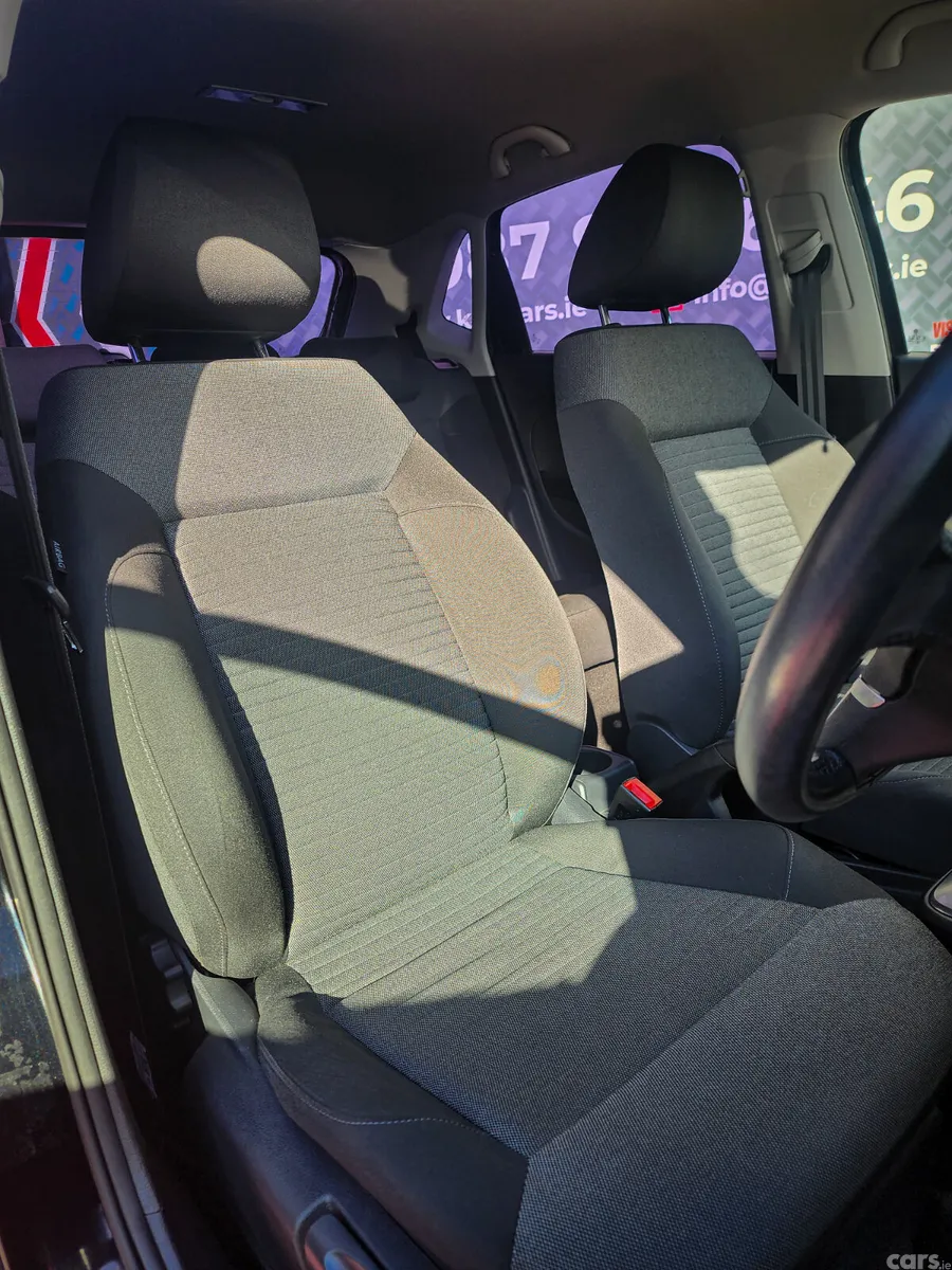 Volkswagen Polo Hatchback, Petrol, 2013, Black