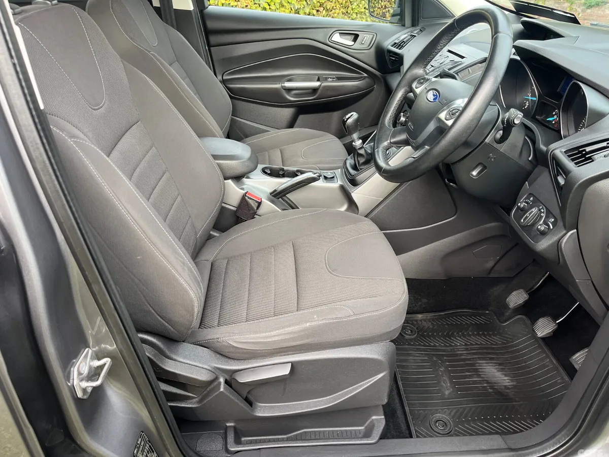 Ford Kuga 2014 2.0 TDCi Zetec*Ford service History, Dublin