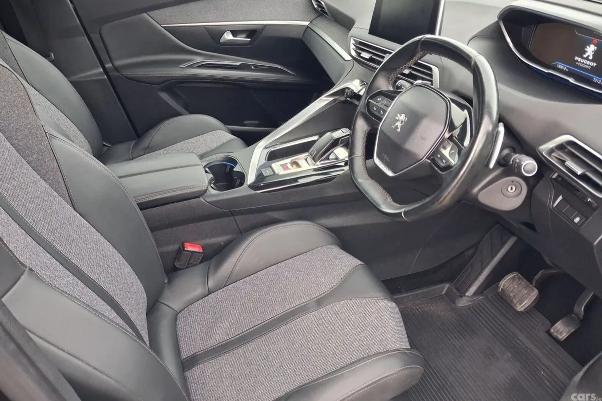 Peugeot 3008 SUV, Diesel, 2019, Grey
