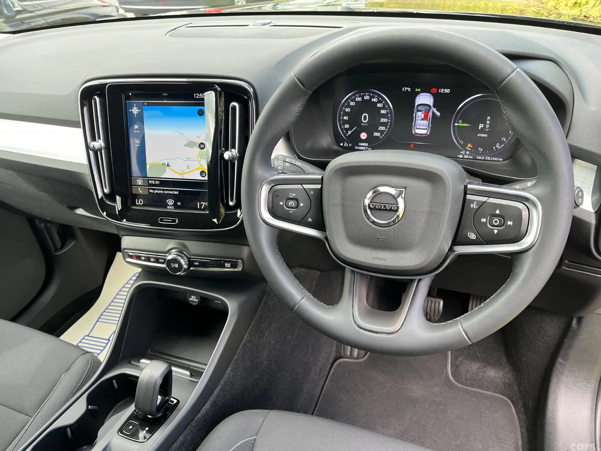 Volvo XC40 SUV, Petrol Plug-in Hybrid, 2022, Black