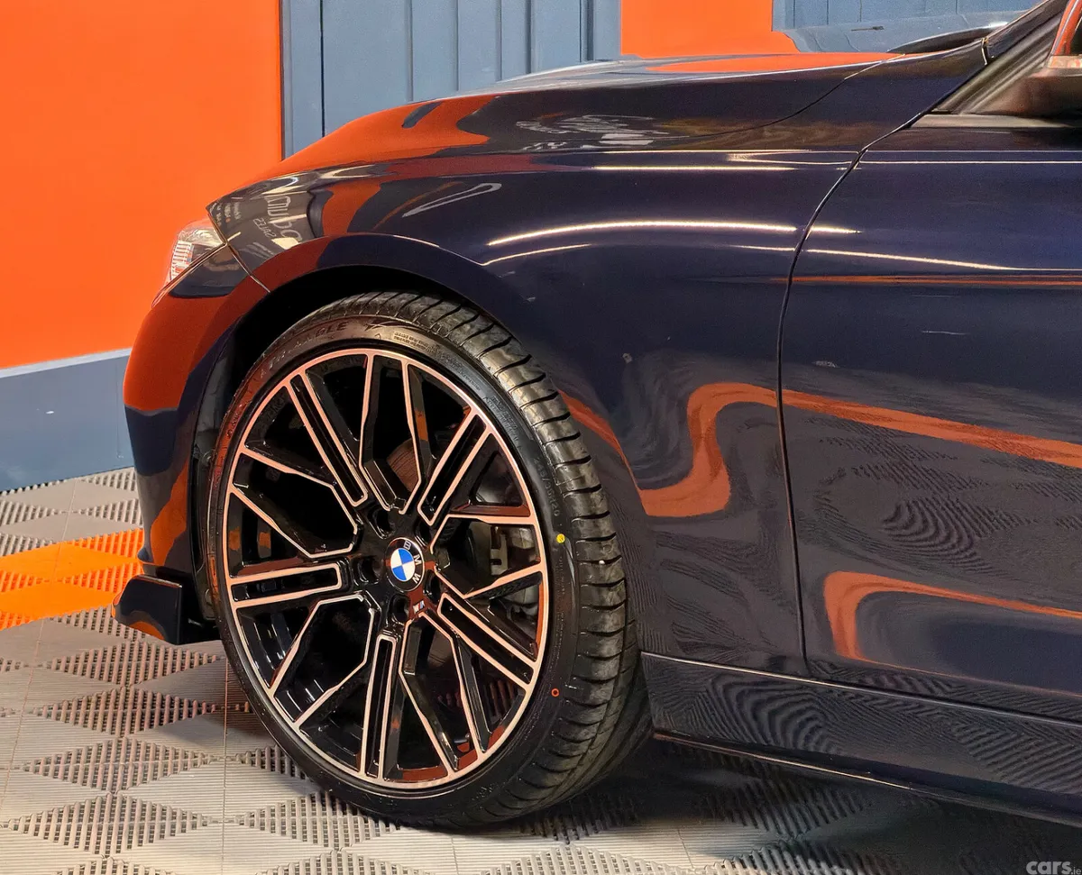 BMW 3-Series Saloon, Diesel, 2016, Blue