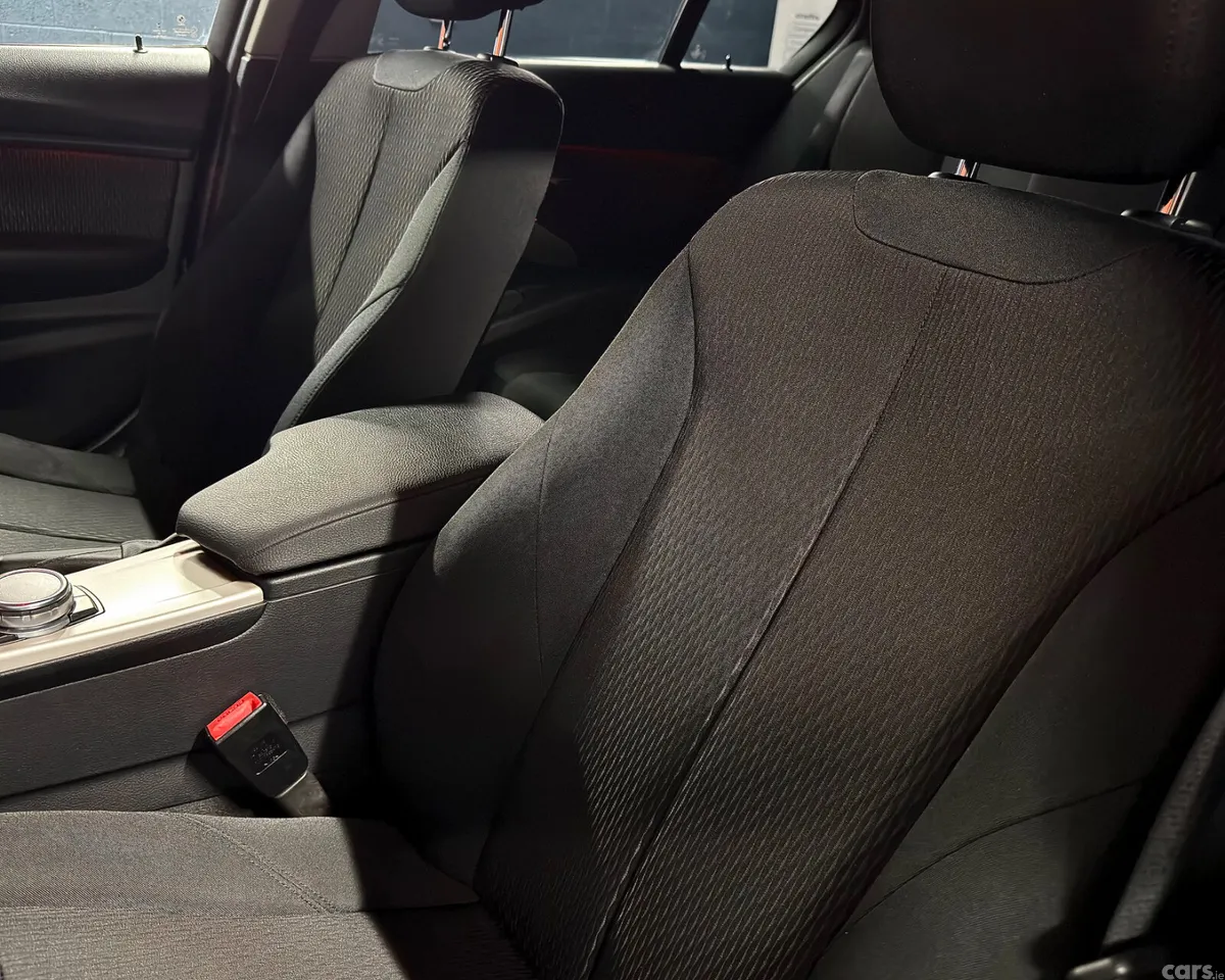 BMW 3-Series Saloon, Diesel, 2016, Blue
