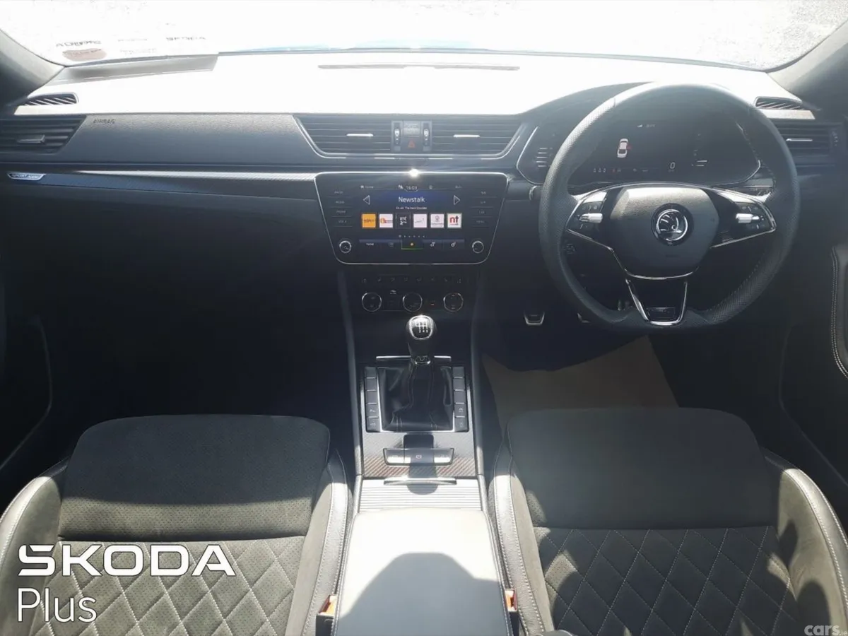 Skoda Superb Saloon, Diesel, 2023, Blue