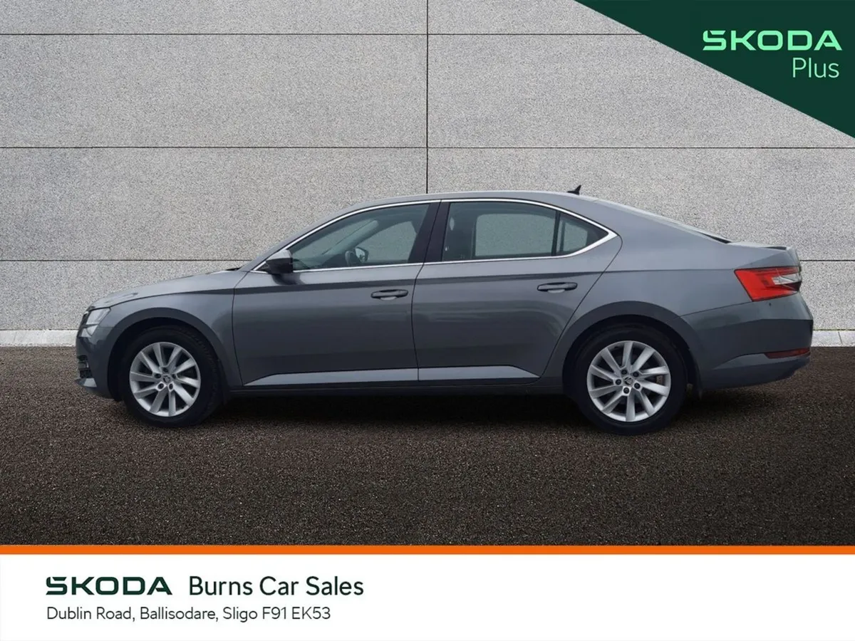 Skoda Superb Saloon, Diesel, 2024, Grey