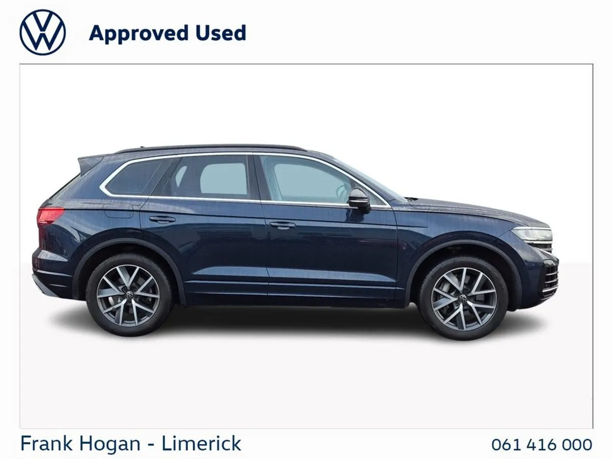 Volkswagen Touareg SUV, Petrol Plug-in Hybrid, 2024, Blue