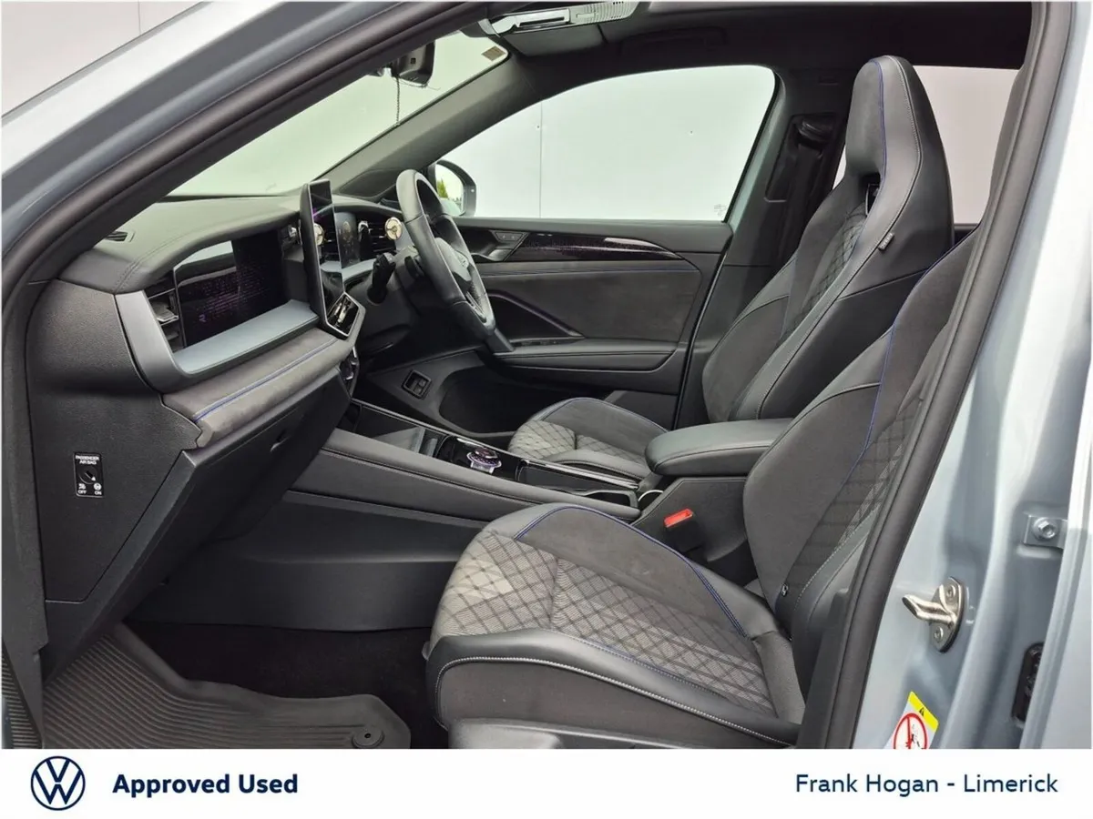 Volkswagen Tayron SUV, Petrol Plug-in Hybrid, 2025, Grey