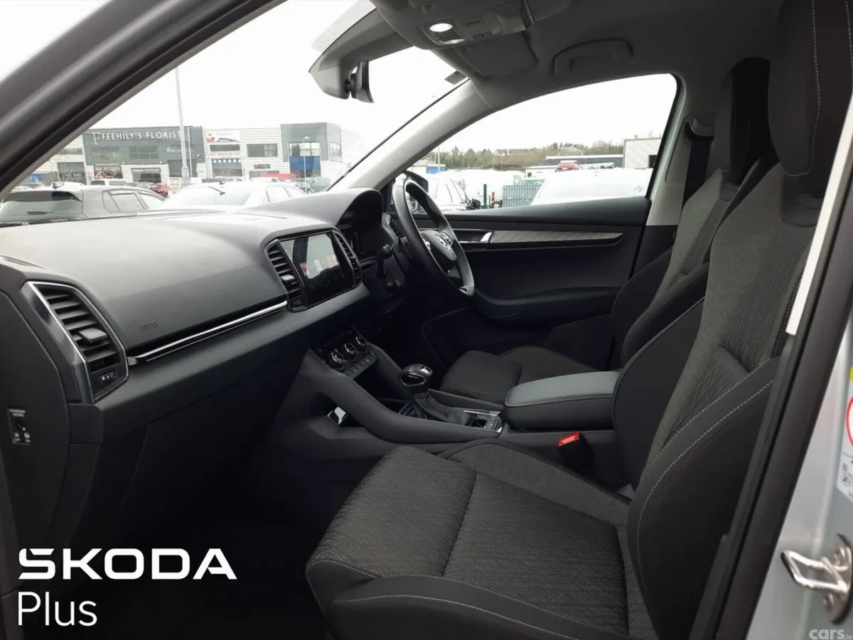 Skoda Karoq Estate, Diesel, 2024, Grey