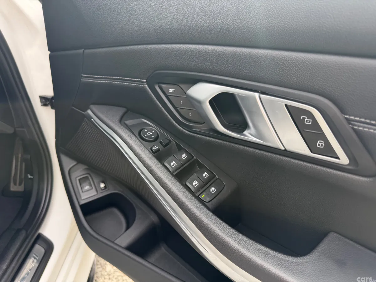 BMW 3-Series Saloon, Petrol Plug-in Hybrid, 2020, White
