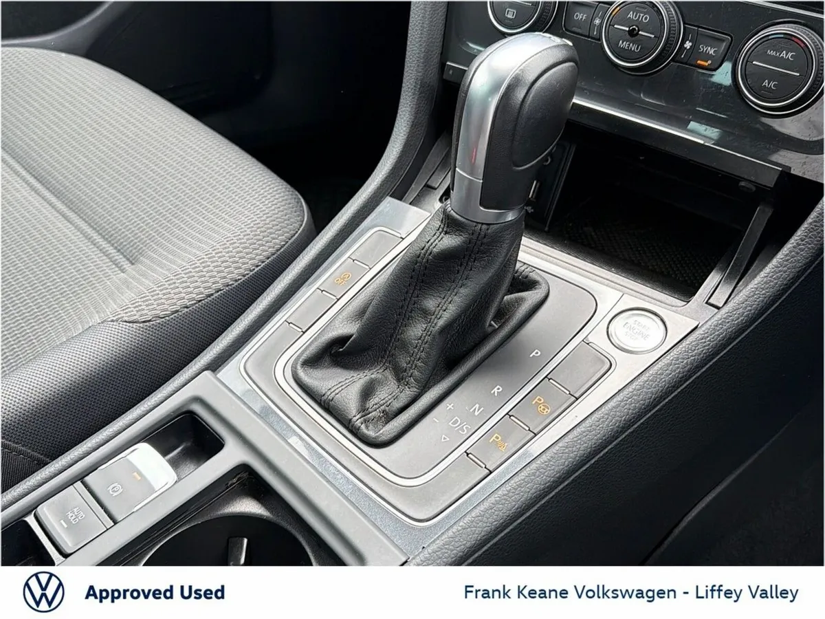 Volkswagen Golf Hatchback, Petrol, 2019, Silver