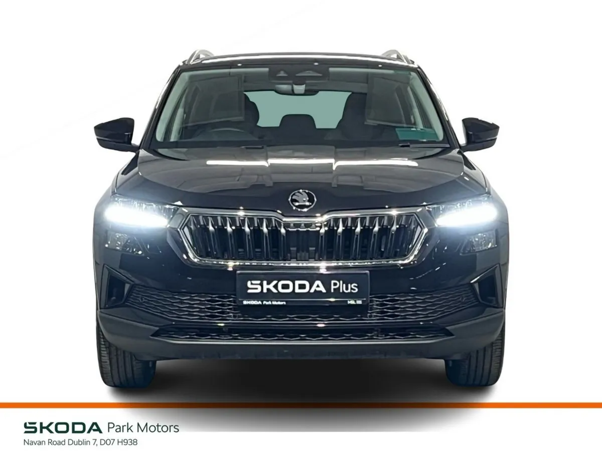 Skoda Karoq SUV, Petrol, 2026, Black