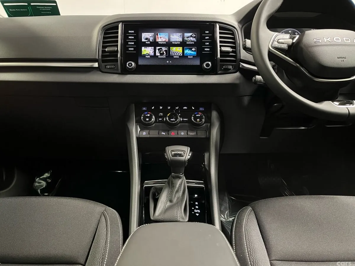 Skoda Karoq SUV, Petrol, 2026, Black
