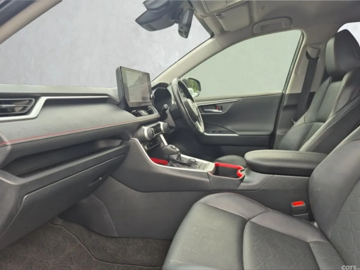 Toyota RAV4 SUV, Petrol Hybrid, 2023, Grey