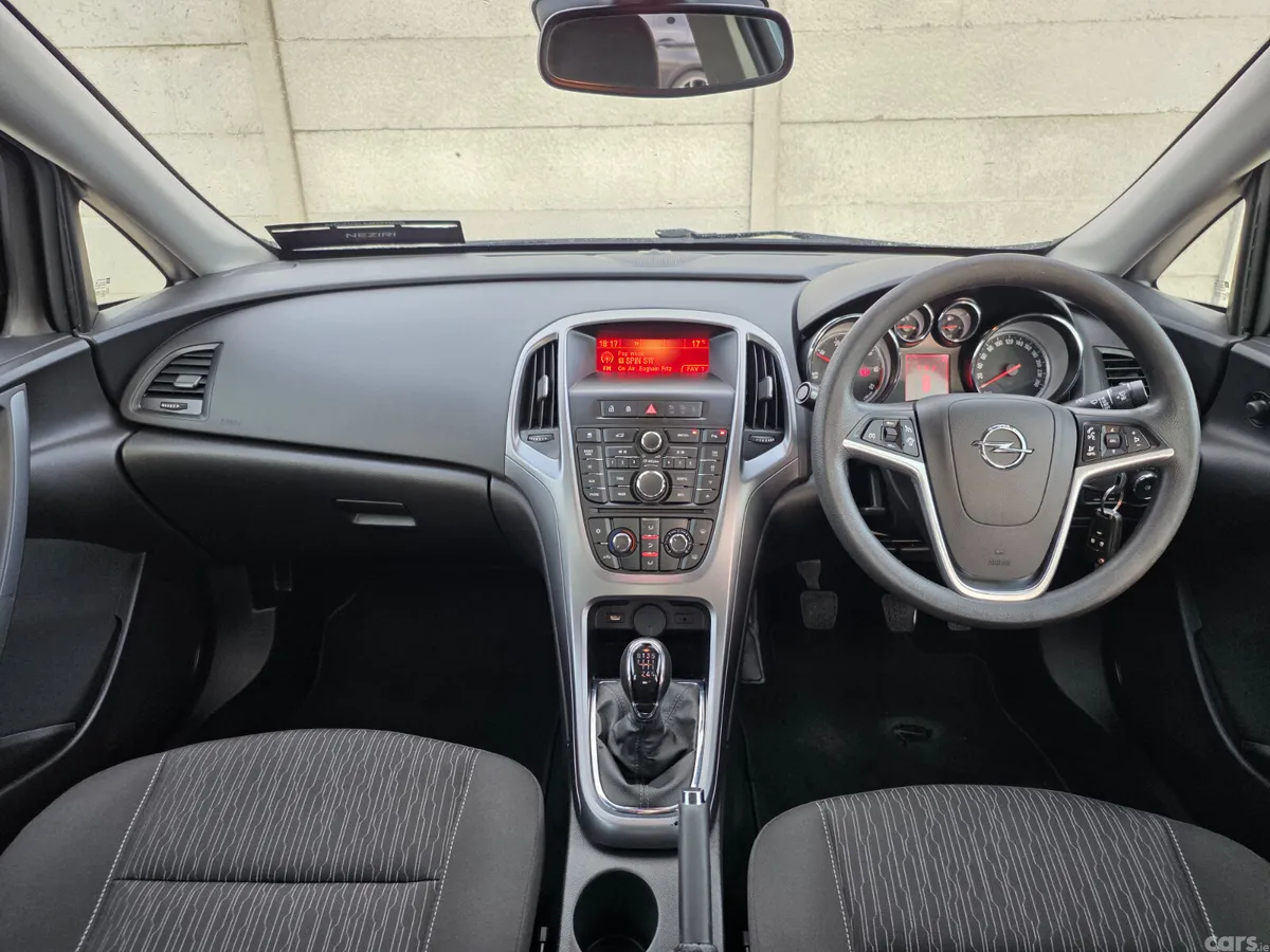 Opel Astra Saloon, Diesel, 2018, Grey