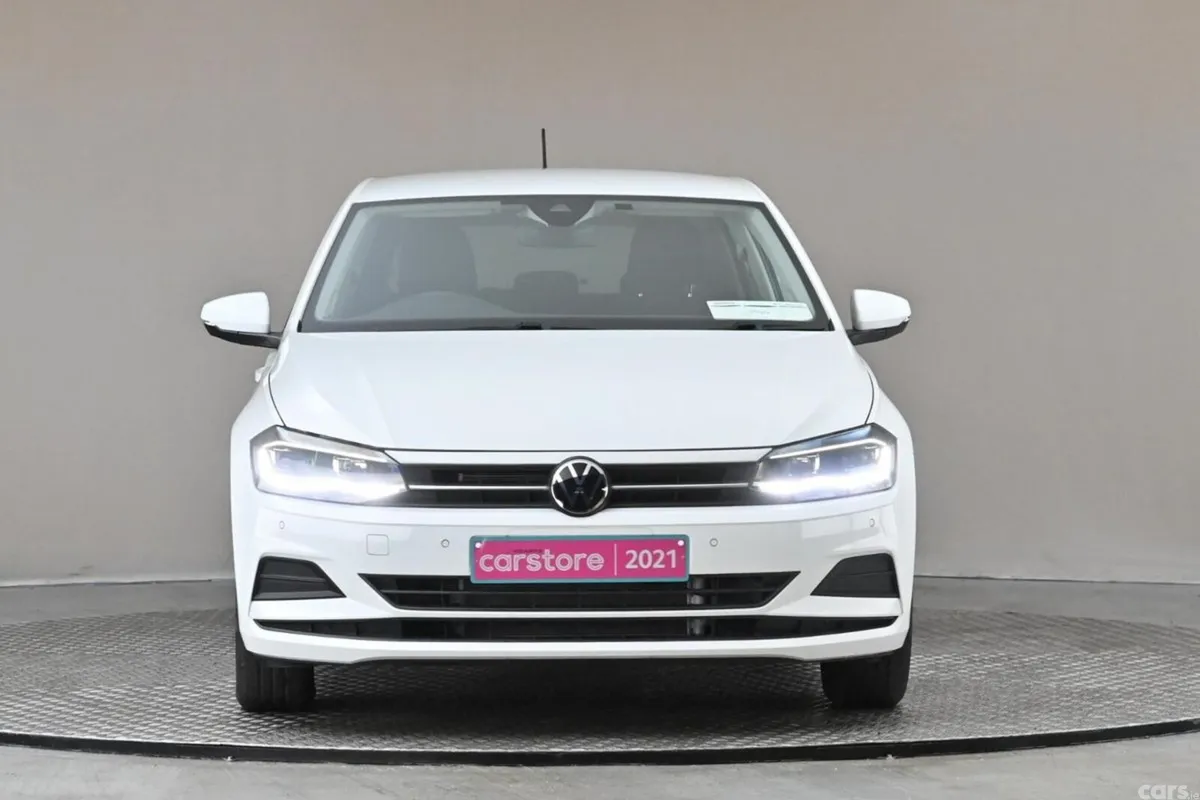 Volkswagen Polo Hatchback, Petrol, 2021, White