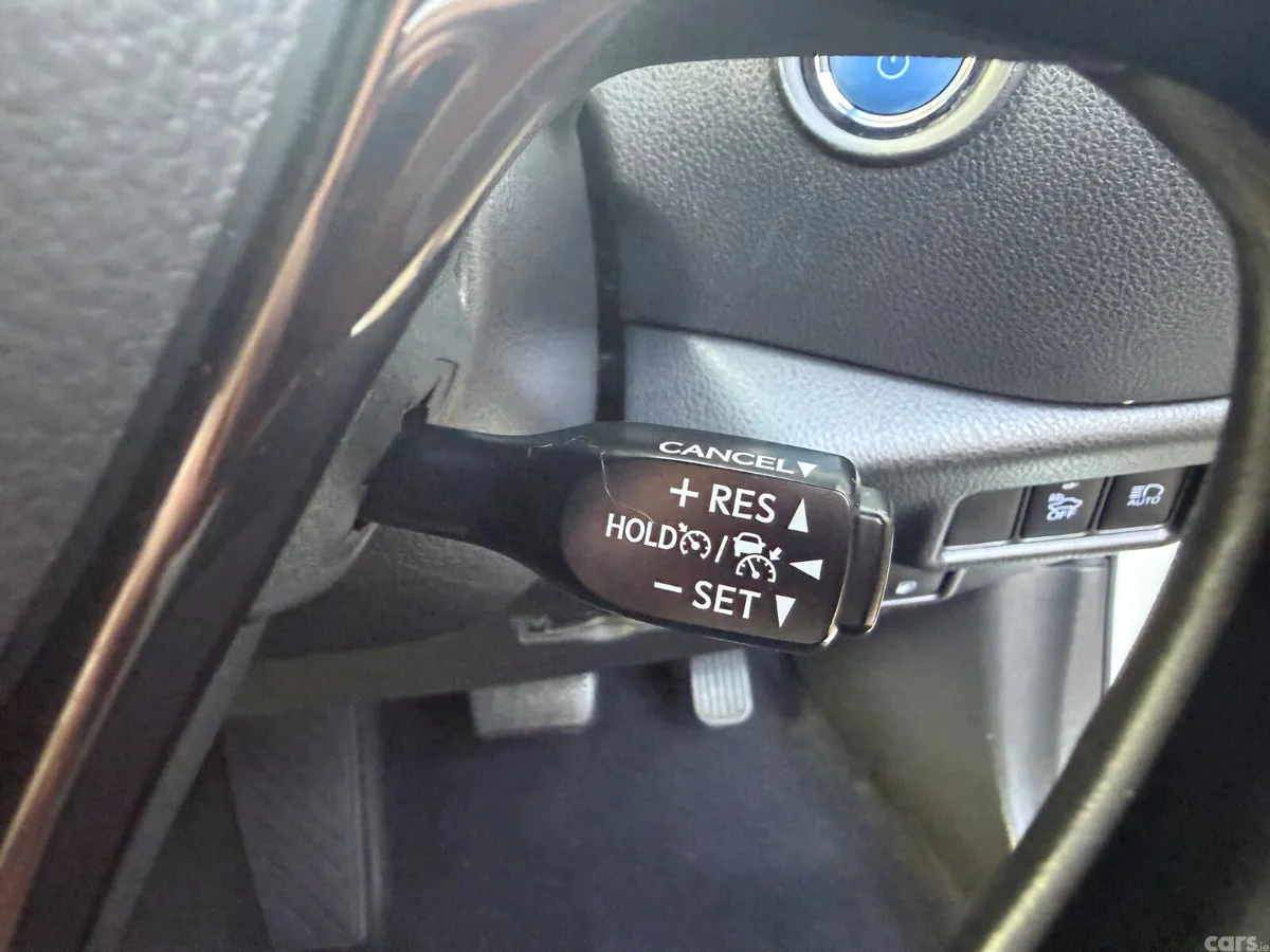 Toyota C-HR SUV, Petrol Hybrid, 2019, White