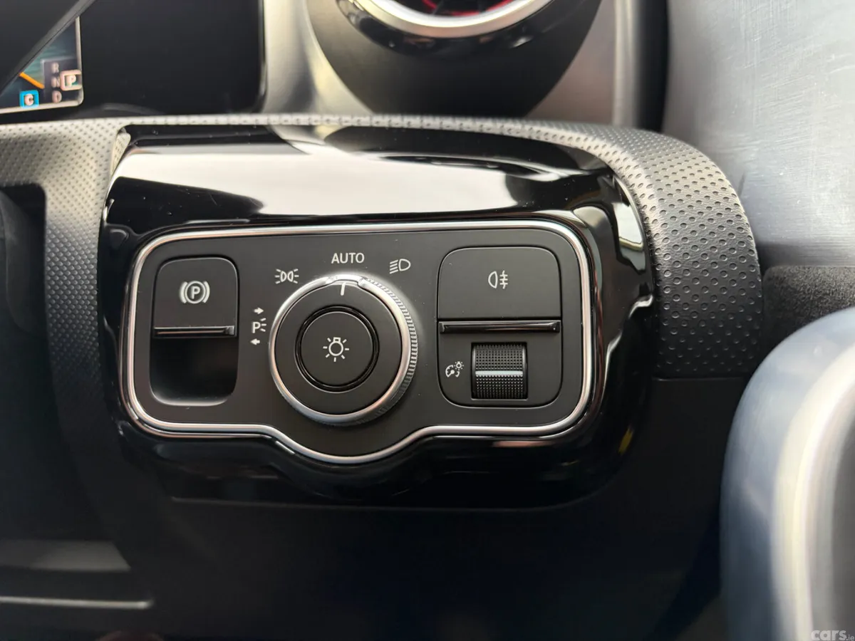 Mercedes-Benz A-Class Hatchback, Petrol, 2019, Yellow
