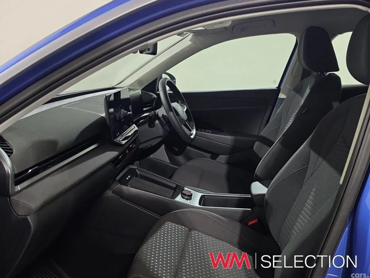 Volkswagen T-Roc SUV, Petrol, 2026, Blue