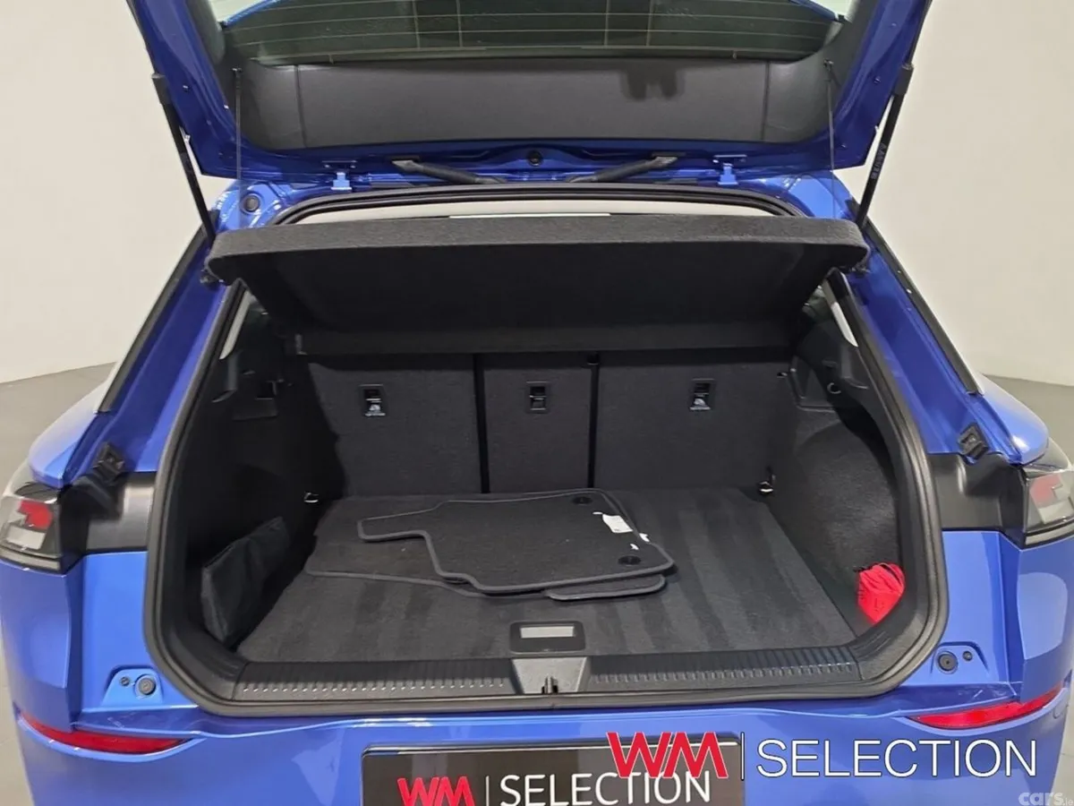 Volkswagen T-Roc SUV, Petrol, 2026, Blue