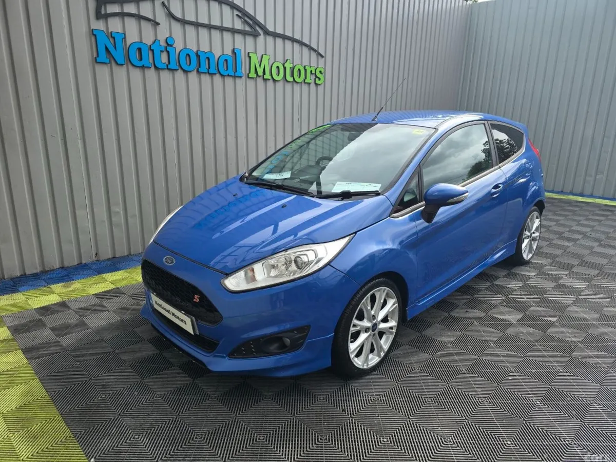 Ford Fiesta Hatchback, Petrol, 2013, Blue
