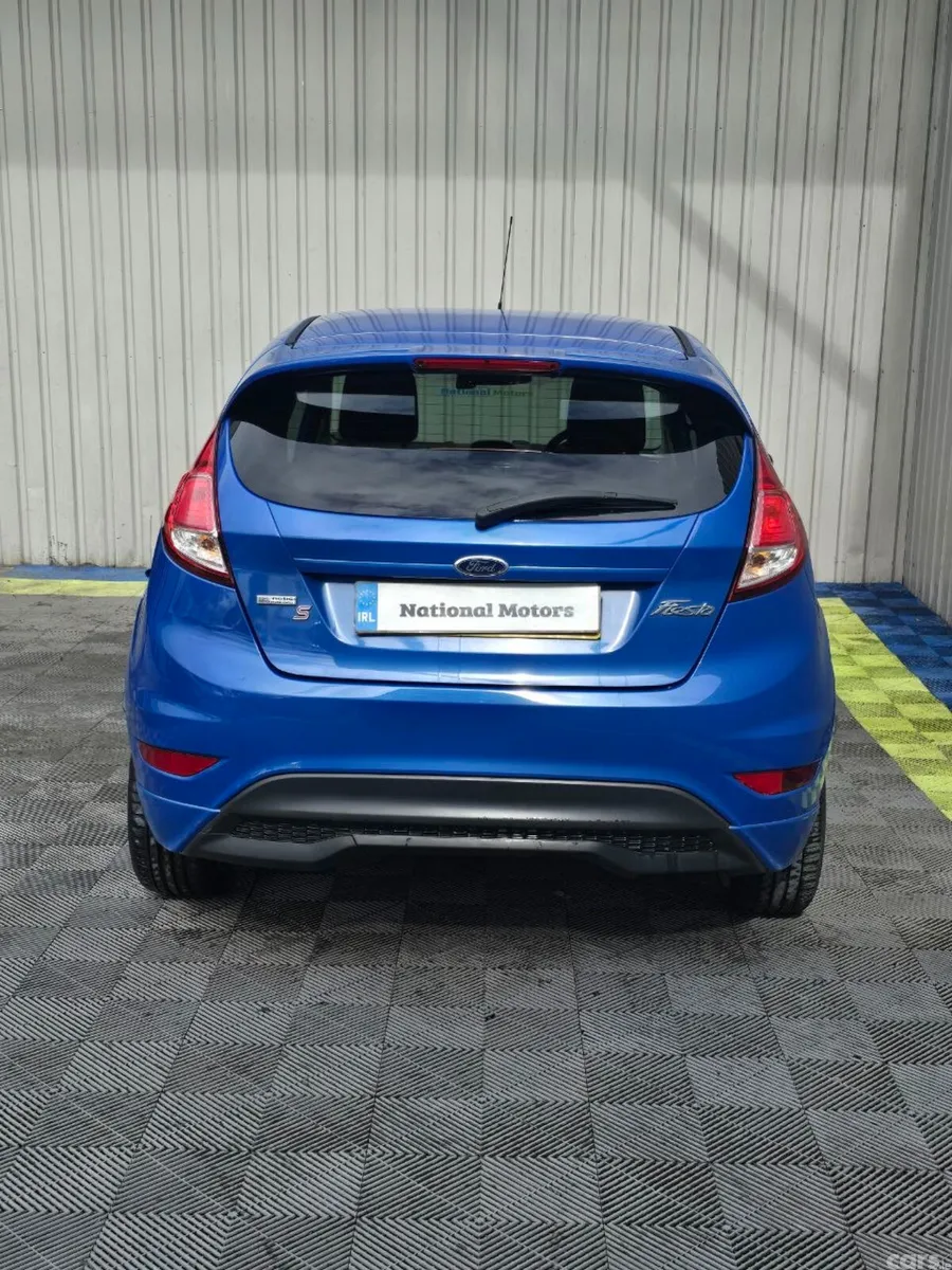 Ford Fiesta Hatchback, Petrol, 2013, Blue