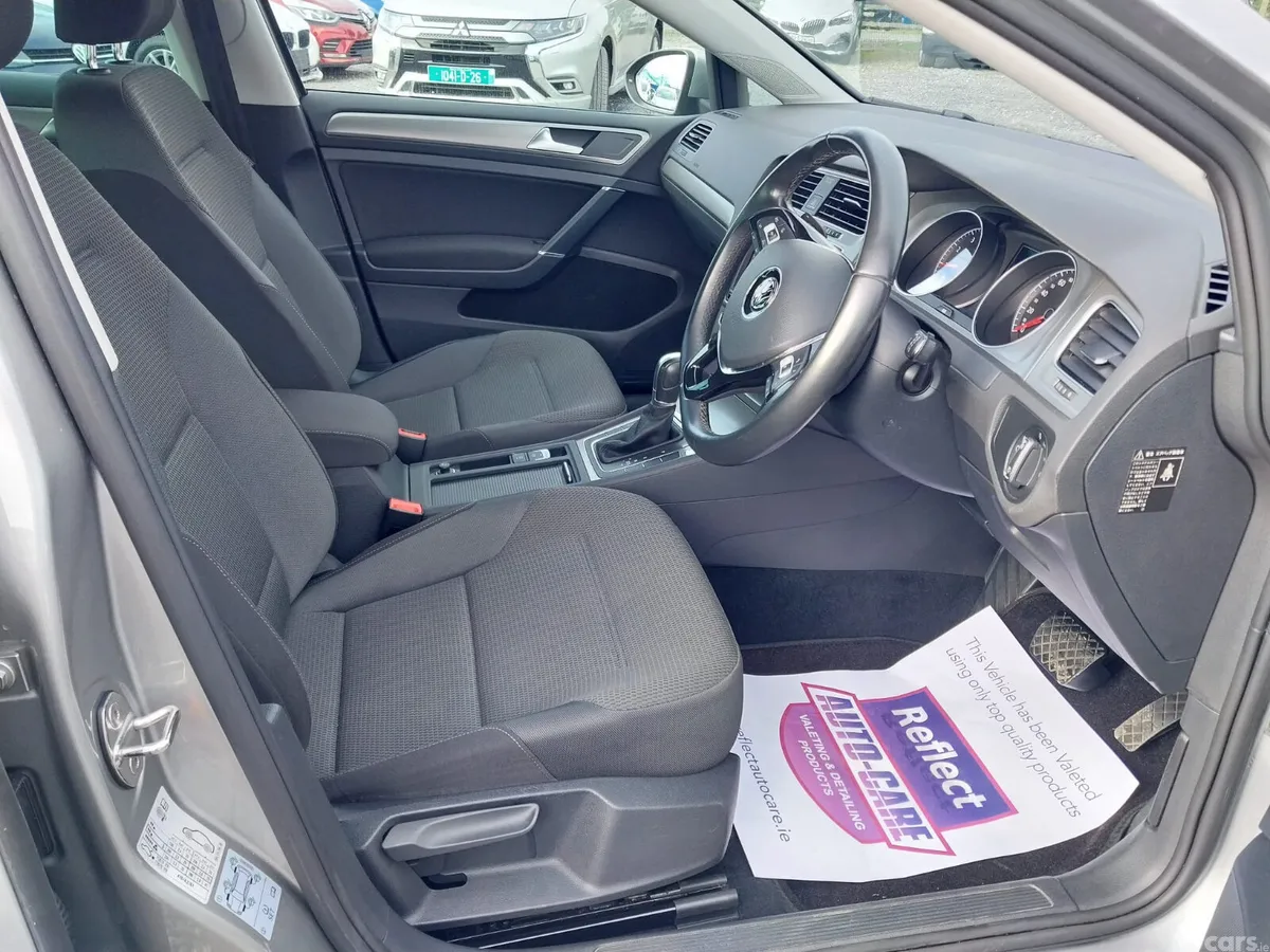 Volkswagen Golf Hatchback, Petrol, 2017, Grey