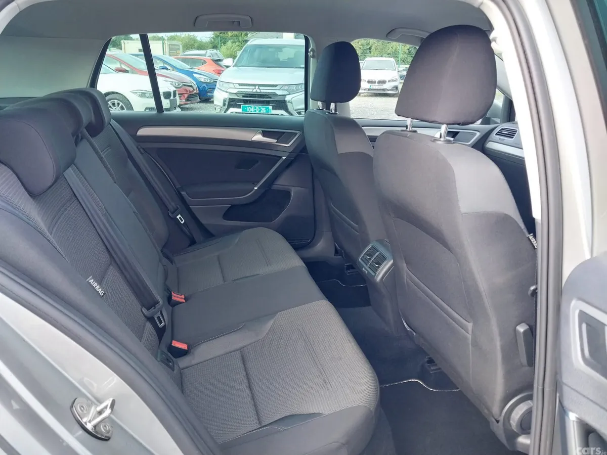 Volkswagen Golf Hatchback, Petrol, 2017, Grey
