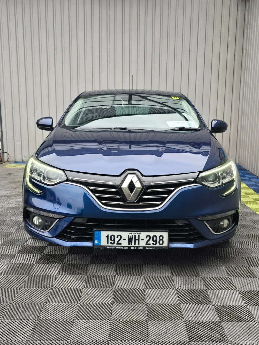 Renault Megane Hatchback, Diesel, 2019, Blue