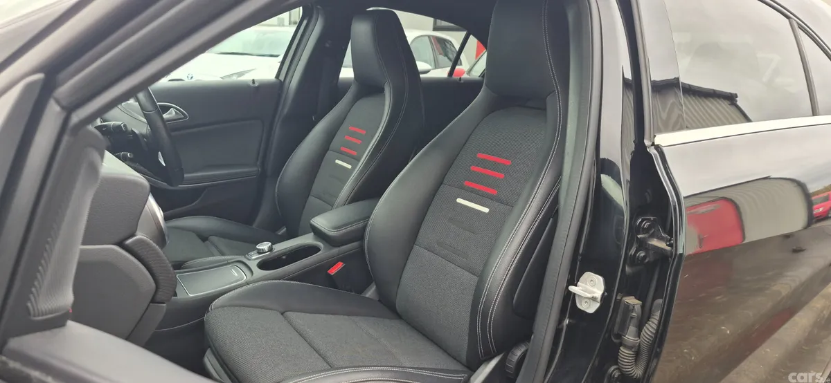 Mercedes-Benz A-Class Hatchback, Petrol, 2016, Black