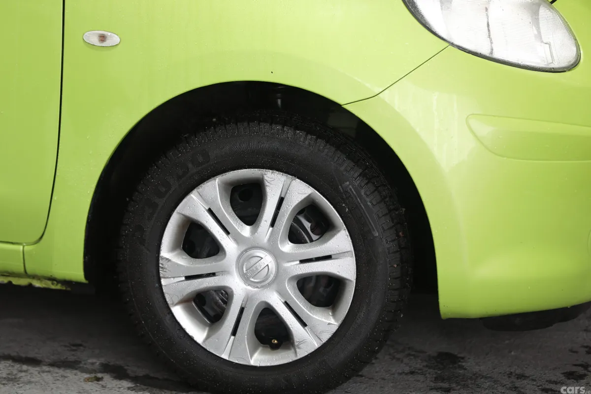 Nissan March Hatchback, Petrol, 2013, Green
