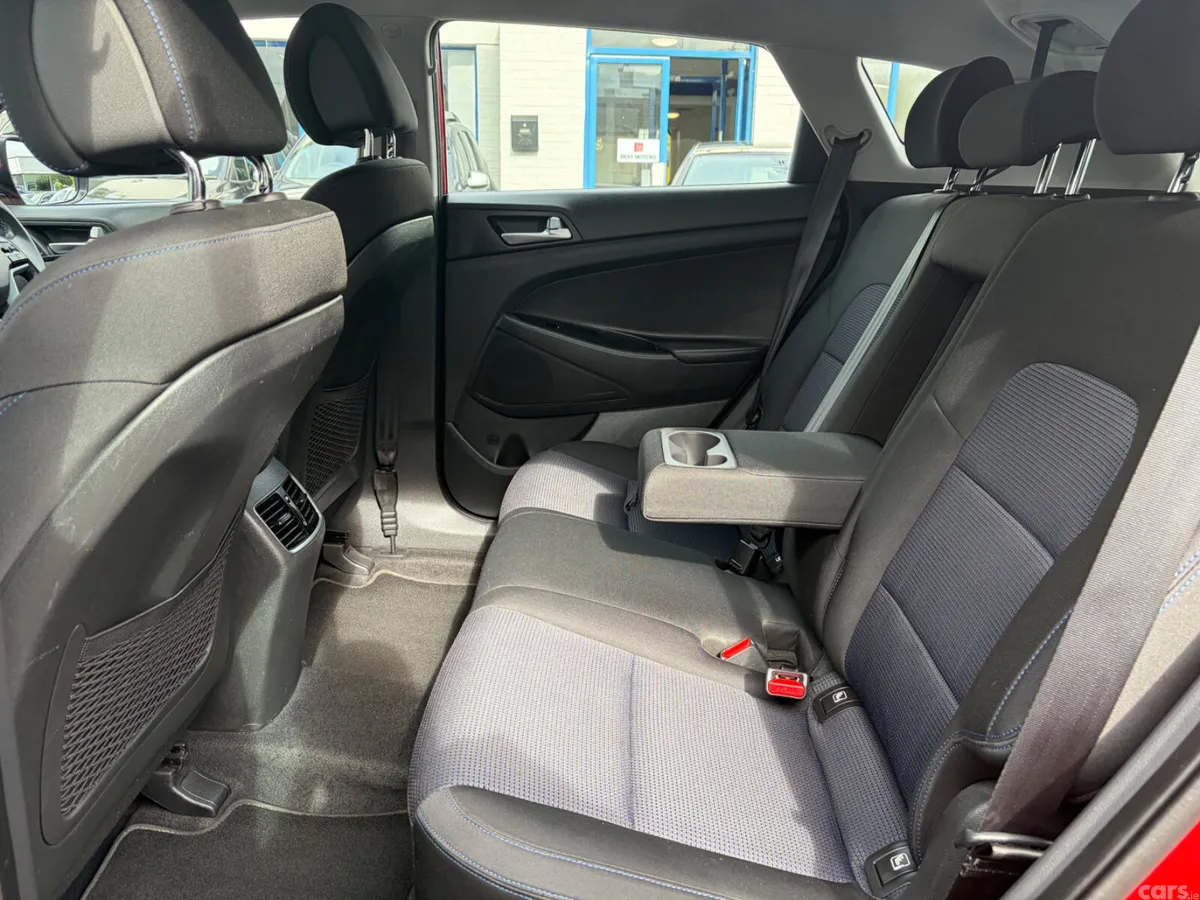 Hyundai Tucson SUV, Diesel, 2017, Red