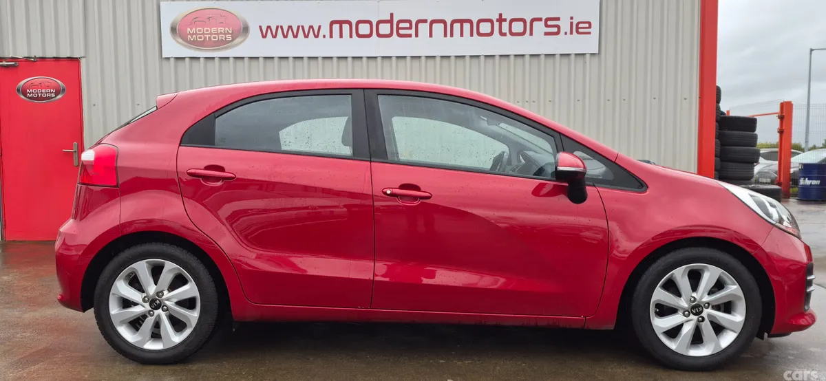 Kia Rio Hatchback, Petrol, 2016, Red